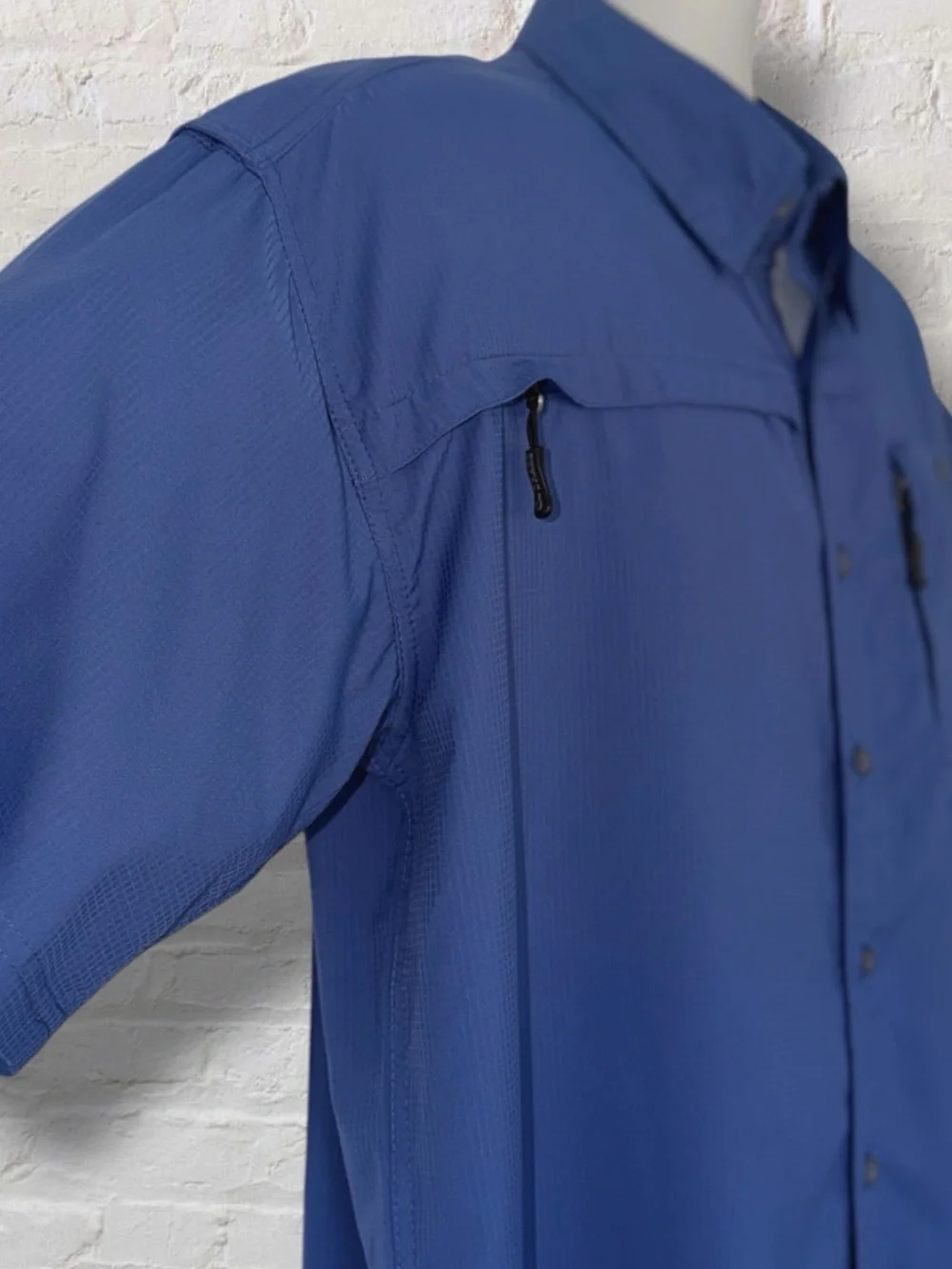 Drake Performance Fishing DPF Shirt Mens Med Blue Vented Short Sleeve Button Up - Picture 6 of 16